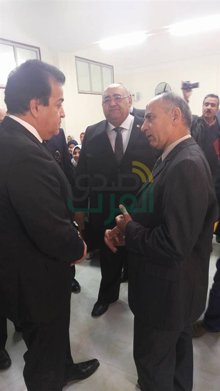 وزير التعليم العالي يفتتح كلية طب الأسنان بجامعة الزقازيق ويتفقد المعامل