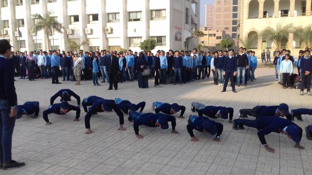 بالصور.. وكيل تعليم الشرقية يشهد التفتيش العسكري لمدرسة الزقازيق الثانوية العسكرية بنين