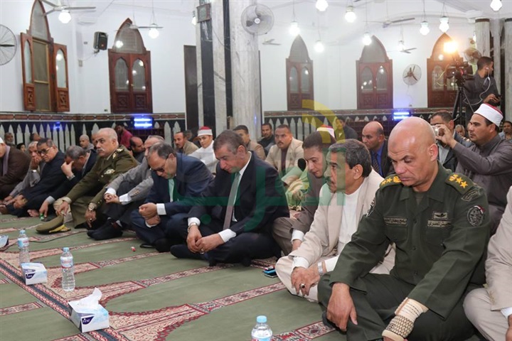 بالصور..محافظ كفر الشيخ ومدير الأمن يشهدان احتفال الأوقاف بالمولد النبوى الشريف