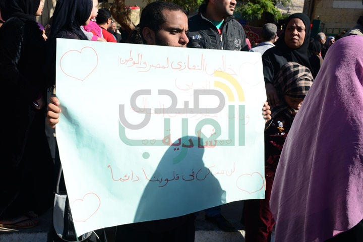 بالصور.. إجراءات أمنية مشددة في جنازة الفنانة شادي بالسيدة نفيسة