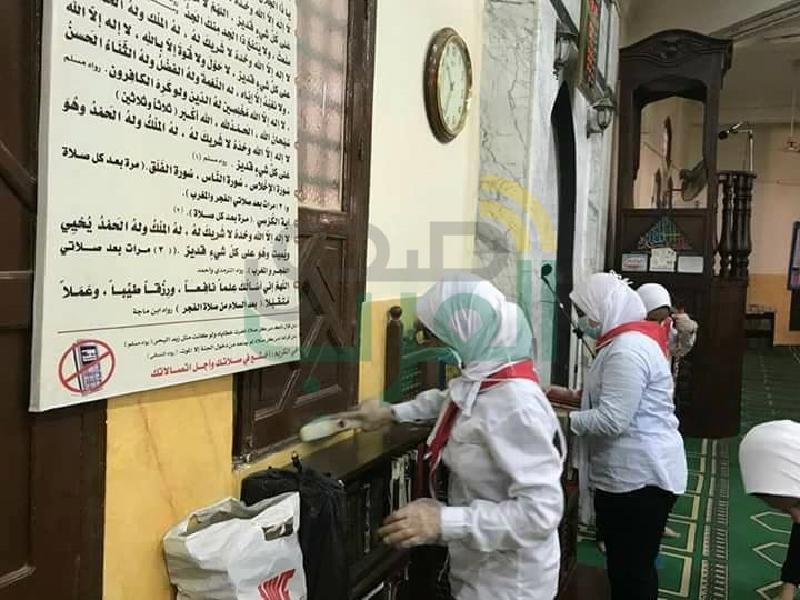 بالصور.."نظافة وتجميل المساجد " فى معسكر الخدمة العامة بغرب كفر الشيخ التعليمية