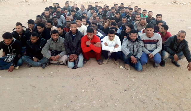 القوات المسلحة: حرس الحدود يحبط محاولة 413 شخصًا الهجرة غير الشرعية 