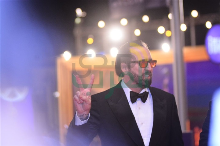  بالصور.. نيكولاس كيدج ونجوم الفن يتوافدون على مهرجان القاهرة السينمائي الـ ٣٩