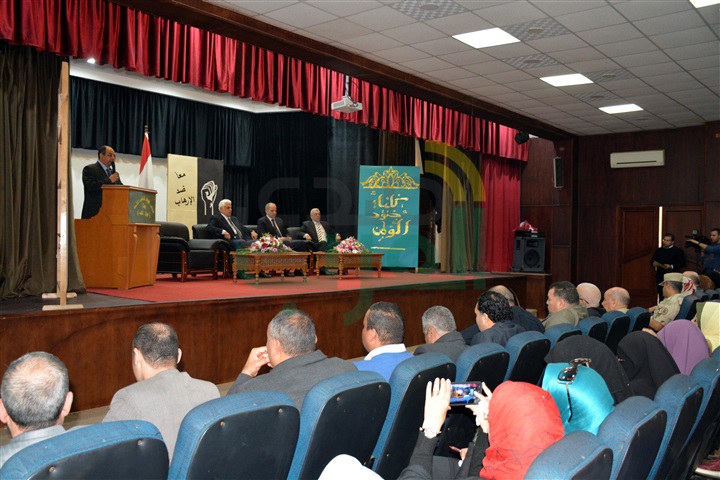 محافظ القليوبية يطلق إشارة البدء لتطبيق إليكتروني لتقويم الطلاب 