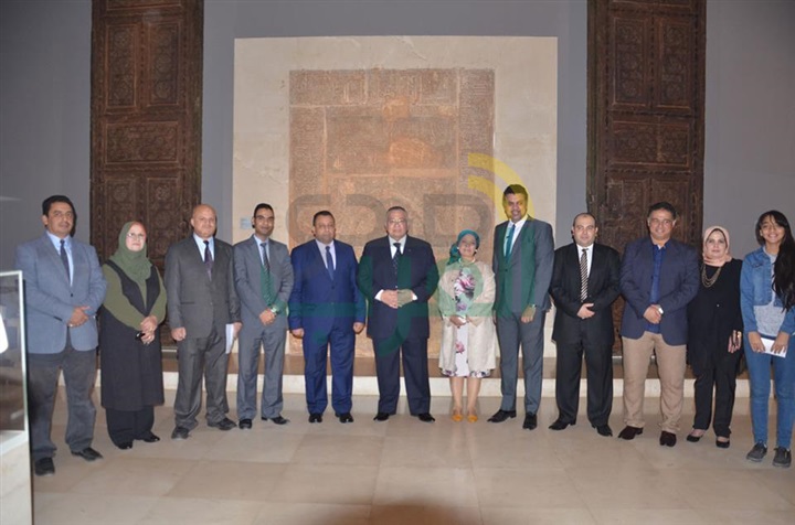 السيد الشريف يفتتح معرض أهل البيت في مصر بمتحف الفن الإسلامي السيد الشريف يفتتح معرض أهل البيت في مصر بمتحف الفن الإسلامي