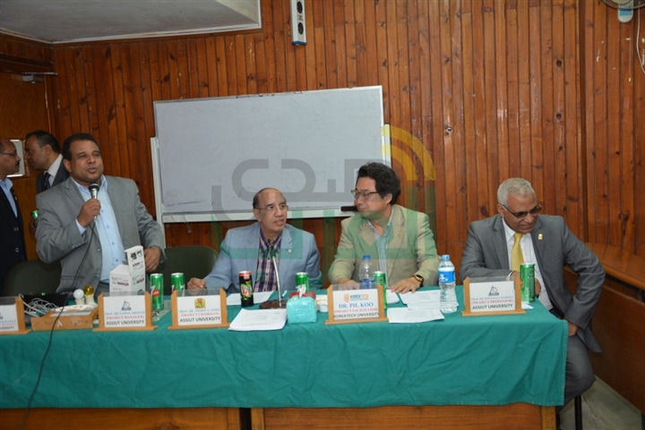  تقييم مشروعات تخرج المرحلة الأولي من المشروع الكوري في مجالات الهندسة الميكانيكية والكهربية بجامعة اسيوط