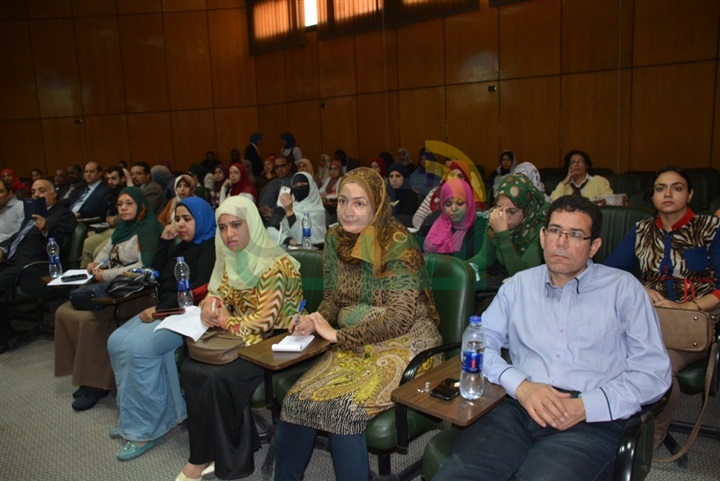 جامعة أسيوط تقيم مؤتمر طبي يؤكد على أهمية فيتامين " د" لكبار السن 