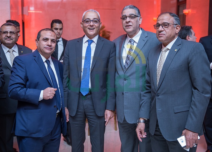 الأهلي المصري يطور أحد أقدم وأعرق فروعه بوسط القاهرة الأهلي المصري يطور أحد أقدم وأعرق فروعه بوسط القاهرة