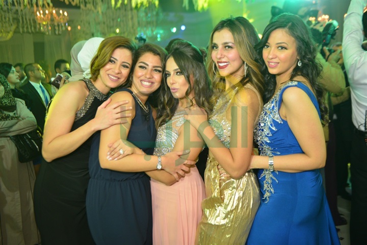 بالصور..ننشر اول صور لزفاف محمدعبد الرحمن واية بالصور..ننشر اول صور لزفاف محمدعبد الرحمن واية