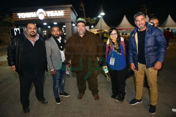 بالصور .. الجمهور يتحدي برودة الجو ويتوافد بالآلاف على حفل حماقي ب ٦أكتوبر بالصور .. الجمهور يتحدي برودة الجو ويتوافد بالآلاف على حفل حماقي ب ٦أكتوبر