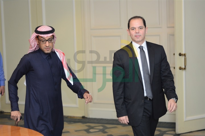 بالصور.. التلفزيون السعودي يتعاقد علي مسلسل الزعيم رمضان المقبل بالصور.. التلفزيون السعودي يتعاقد علي مسلسل الزعيم رمضان المقبل