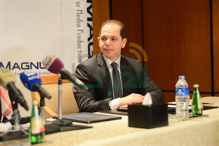 بالصور.. التلفزيون السعودي يتعاقد علي مسلسل الزعيم رمضان المقبل بالصور.. التلفزيون السعودي يتعاقد علي مسلسل الزعيم رمضان المقبل