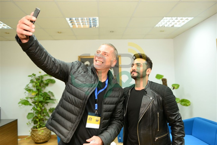 بالصور.. تامر حسني يبدأ حفل بني سويف وسط حضور كثيف بالصور.. تامر حسني يبدأ حفل بني سويف وسط حضور كثيف