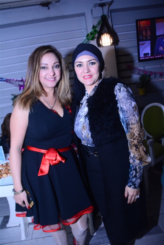 بالصور.. احتفال السيناريست أحمد عاشور بعيد ميلاد زوجته الفنانة عايدة غنيم