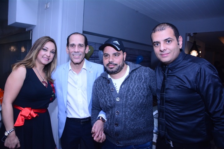 بالصور.. احتفال السيناريست أحمد عاشور بعيد ميلاد زوجته الفنانة عايدة غنيم