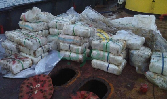 بالصور.. الداخلية تحبط تهريب 6 أطنان مخدرات قادمة من سوريا