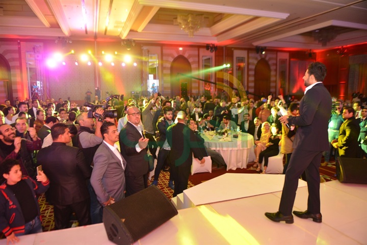 بالصور.. حماقي يشعل حفل إطلاق "TCl" العالمية بحضور رزان مغربي ونجوم الفن والمشاهير بالصور.. حماقي يشعل حفل إطلاق "TCl" العالمية بحضور رزان مغربي ونجوم الفن والمشاهير