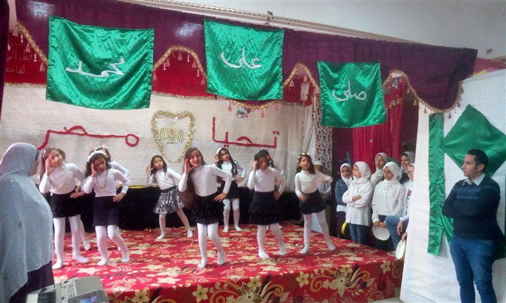 تعليم بنها يفتتح معرض "مدرستي جميلة" بمدرسة أحمد زويل 