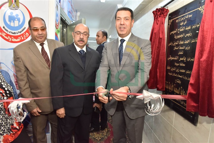 محافظ أسيوط  : لابد من التعاون بين كافة المؤسسات لتقديم افضل خدمة صحية للمواطن