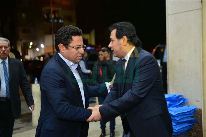 بالصور نجوم الفن والاعلام في عزاء والدة زوجه خيري رمضان بالصور نجوم الفن والاعلام في عزاء والدة زوجه خيري رمضان