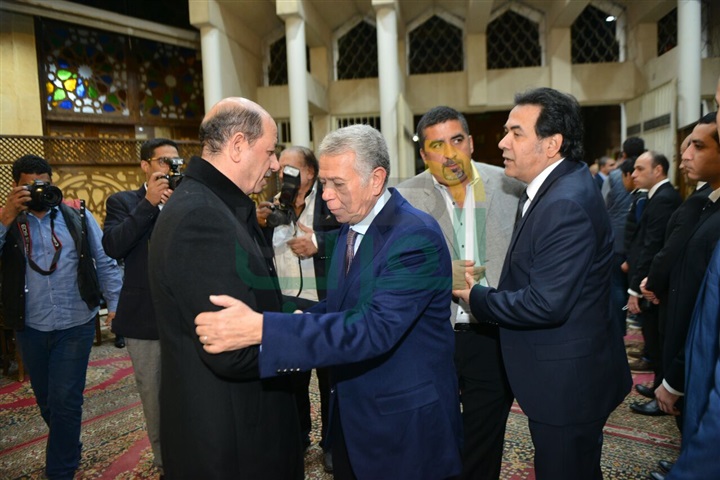 بالصور نجوم الفن والاعلام في عزاء والدة زوجه خيري رمضان بالصور نجوم الفن والاعلام في عزاء والدة زوجه خيري رمضان