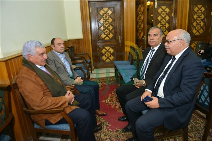 بالصور نجوم الفن والاعلام في عزاء والدة زوجه خيري رمضان بالصور نجوم الفن والاعلام في عزاء والدة زوجه خيري رمضان