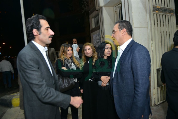 بالصور نجوم الفن والاعلام في عزاء والدة زوجه خيري رمضان بالصور نجوم الفن والاعلام في عزاء والدة زوجه خيري رمضان