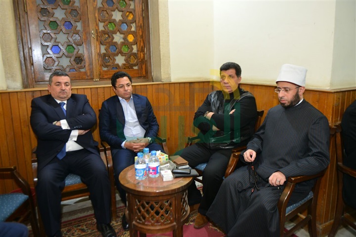 بالصور نجوم الفن والاعلام في عزاء والدة زوجه خيري رمضان بالصور نجوم الفن والاعلام في عزاء والدة زوجه خيري رمضان