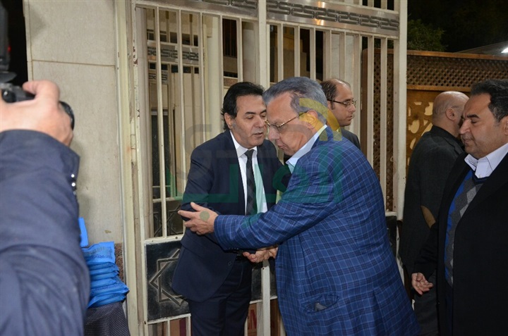 بالصور نجوم الفن والاعلام في عزاء والدة زوجه خيري رمضان بالصور نجوم الفن والاعلام في عزاء والدة زوجه خيري رمضان
