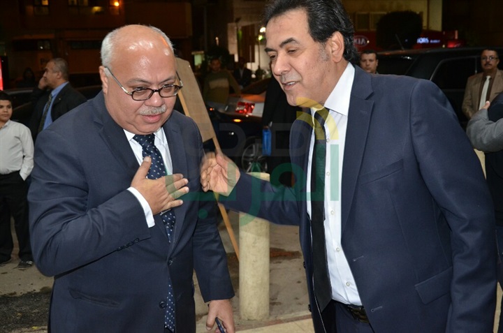 بالصور نجوم الفن والاعلام في عزاء والدة زوجه خيري رمضان بالصور نجوم الفن والاعلام في عزاء والدة زوجه خيري رمضان