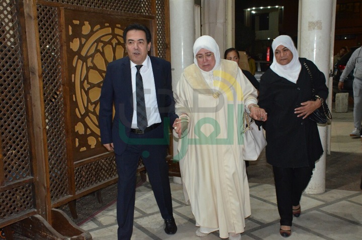 بالصور نجوم الفن والاعلام في عزاء والدة زوجه خيري رمضان بالصور نجوم الفن والاعلام في عزاء والدة زوجه خيري رمضان
