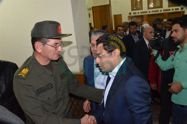 بالصور نجوم الفن والاعلام في عزاء والدة زوجه خيري رمضان بالصور نجوم الفن والاعلام في عزاء والدة زوجه خيري رمضان