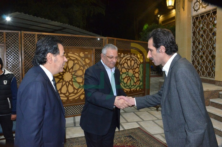 بالصور نجوم الفن والاعلام في عزاء والدة زوجه خيري رمضان بالصور نجوم الفن والاعلام في عزاء والدة زوجه خيري رمضان