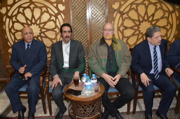 بالصور نجوم الفن والاعلام في عزاء والدة زوجه خيري رمضان بالصور نجوم الفن والاعلام في عزاء والدة زوجه خيري رمضان