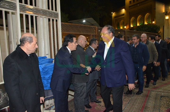بالصور نجوم الفن والاعلام في عزاء والدة زوجه خيري رمضان بالصور نجوم الفن والاعلام في عزاء والدة زوجه خيري رمضان