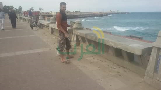 ترميم البلازات والسور الأسمنتي بكورنيش الأسكندرية