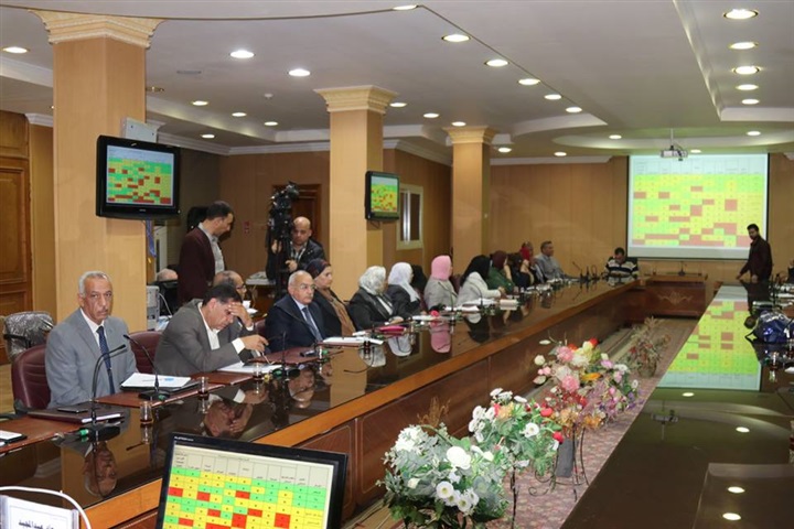 محافظ كفر الشيخ: عواقب وخيمة تواجه مصر مع وصول عدد السكان لـ190 مليون نسمة 