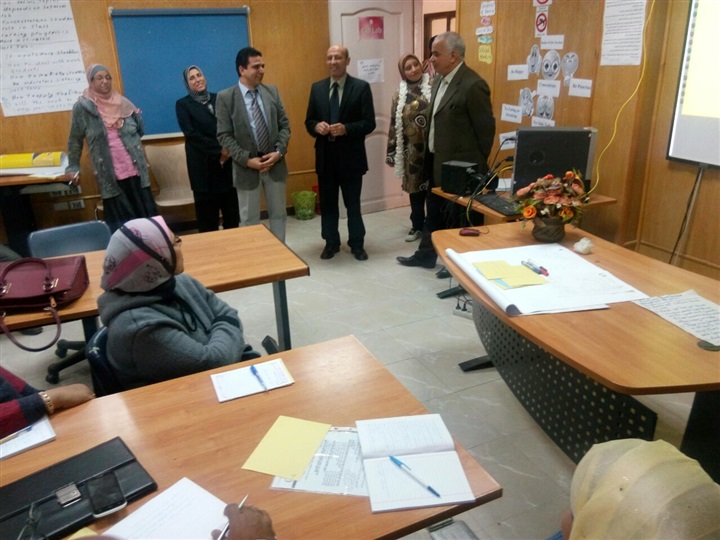 التعليم تنفذ حزمة من البرامج التدريبية تحت عنوان "القيادة الوسطى ومهارات القرن الـ21"