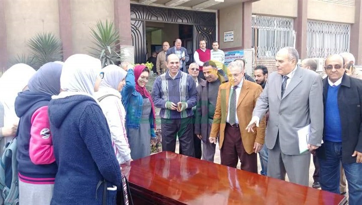 بالصور.. طالبات الثانوية بنات في زيارة ميدانية لشركة مياه القليوبية 