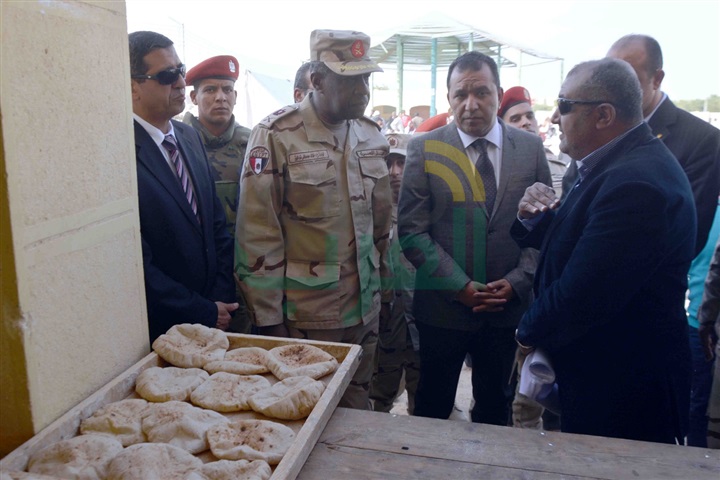 بالصور.. قائد قوات الدفاع الشعبي ومحافظ الأقصر يشهدان تجربة العملية صقر 21