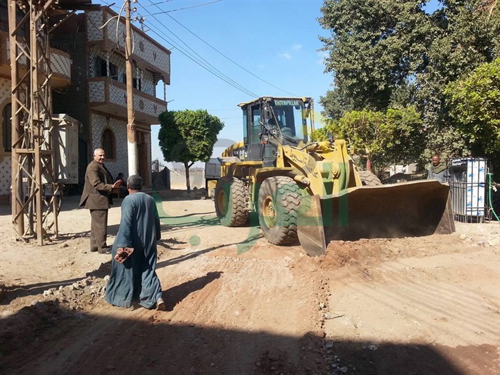 إزالة 26 مطب عشوائي ورفع 40 طن مخلفات بعون الله بالقوصية