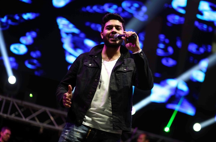 بالصور.. محمد شاهين يُحيي حفل شبابي بنادي مدينة نصر بالصور.. محمد شاهين يُحيي حفل شبابي بنادي مدينة نصر