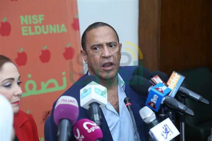 بالصور.. تكريم أبطال مسلسل عأئلة زيزو من مجله نص الدنيا بالصور.. تكريم أبطال مسلسل عأئلة زيزو من مجله نص الدنيا