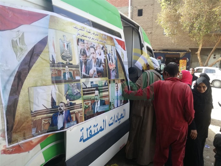 علاج 447 مواطنا بالمجان بقوافل "مستقبل وطن" و"علشان تبنيها" بقنا