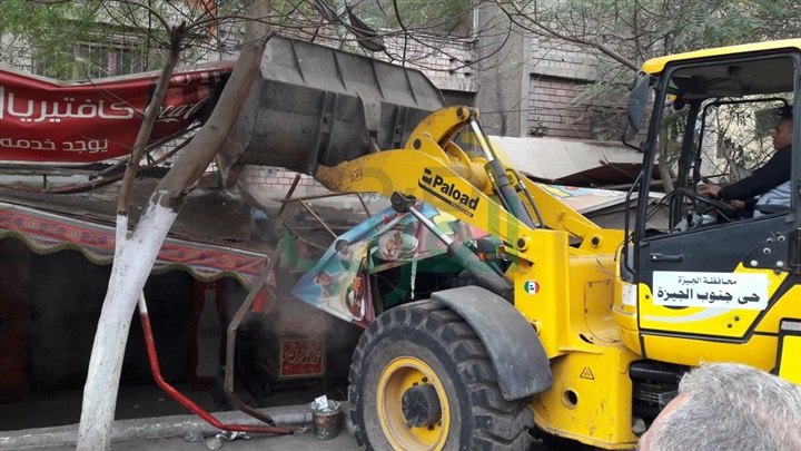 بالصور.. حملات مكبرة لتطهير شوارع وميادين الجيزة