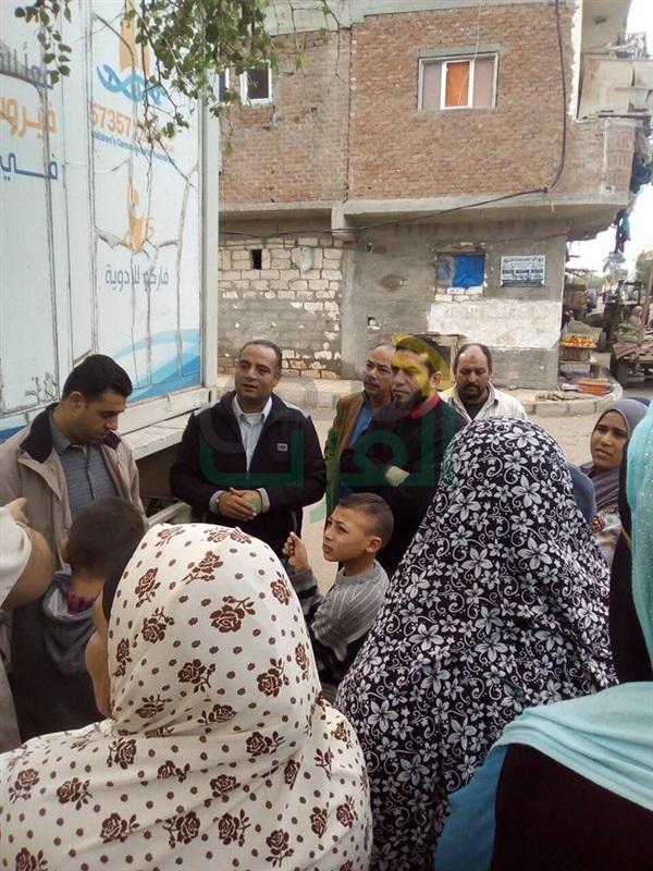 مركز معلومات التنمية المحلية يقيم قافلة خدمية لخدمة أهالي عزبة المنشية البحرية بالاسكندرية 
