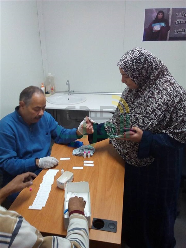 مركز معلومات التنمية المحلية يقيم قافلة خدمية لخدمة أهالي عزبة المنشية البحرية بالاسكندرية 