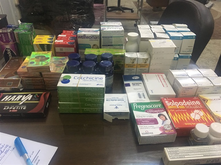 ضبط 4 الأف و200 قرص دوائي مهرب بصيدلية بالقصر العيني