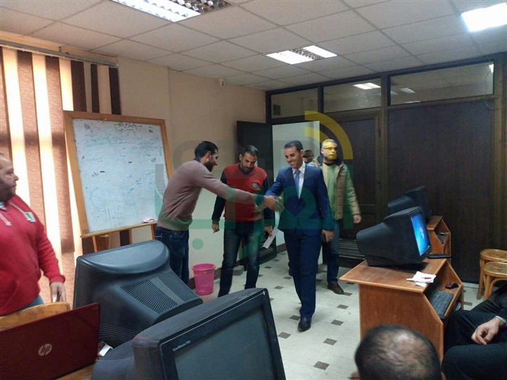 بالصور.."الجزار" يتابع سير العمل بالأكاديمية المهنية للمعلمين بكفر الشيخ