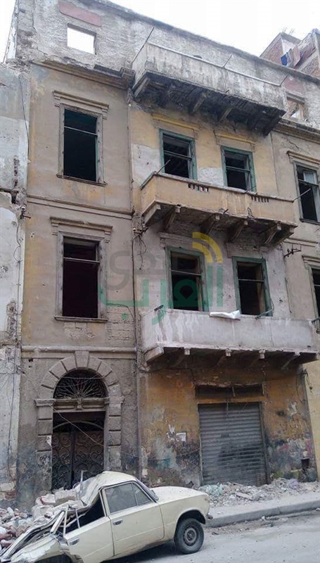  رئيس حي وسط يتوجه لعقار شارع الفردوس المنهار بالإسكندرية للوقوف على المشكلة